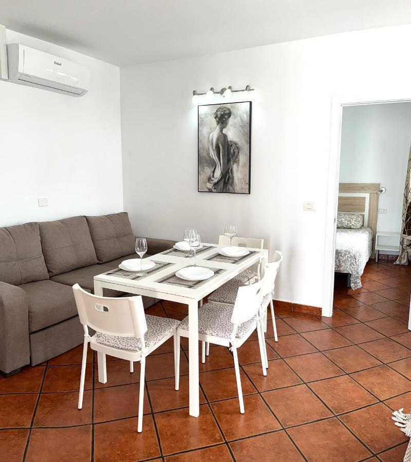 Primavera Holiday Apartment Арона Екстер'єр фото